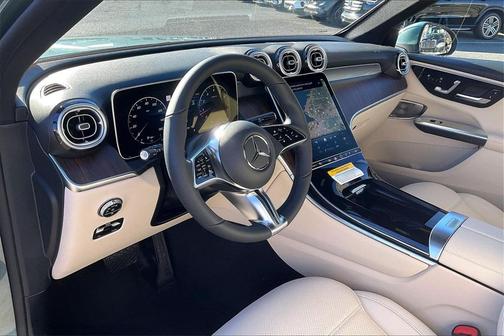 2026 Mercedes-Benz GLC 300 4MATIC