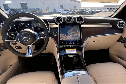 2026 Mercedes-Benz GLC 300 4MATIC