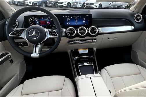 2026 Mercedes-Benz GLB 250 4MATIC