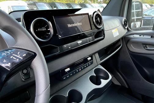 2026 Mercedes-Benz Sprinter 2500 High Roof