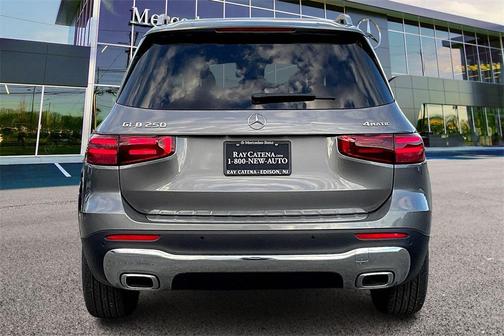 2026 Mercedes-Benz GLB 250 4MATIC