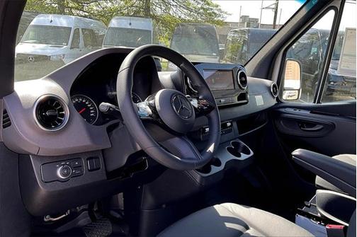 2025 Mercedes-Benz Sprinter 2500 High Roof