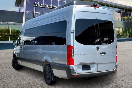 2025 Mercedes-Benz Sprinter 2500 High Roof