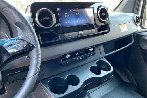 2025 Mercedes-Benz Sprinter 2500 High Roof