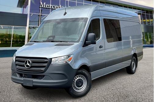2025 Mercedes-Benz Sprinter 2500 Crew 170 WB