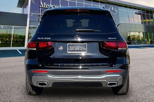 Black 2023 Mercedes-Benz GLB 250 4MATIC