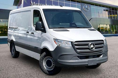 Arctic White 2025 Mercedes-Benz Sprinter 2500 Standard Roof