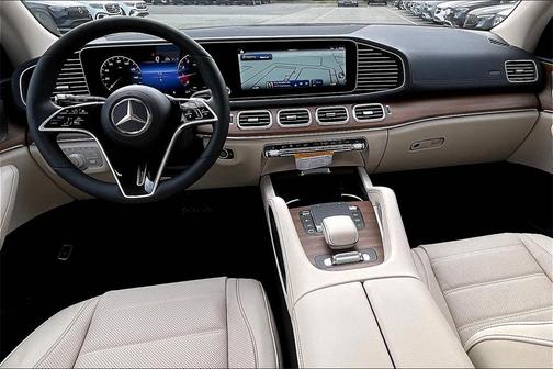 2026 Mercedes-Benz GLS 450 4MATIC