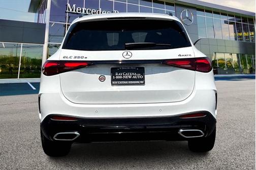 2025 Mercedes-Benz GLC 350e Base