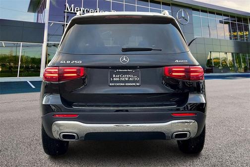 2026 Mercedes-Benz GLB 250 4MATIC