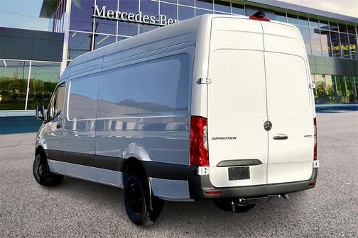 2026 Mercedes-Benz Sprinter 2500 Standard Roof