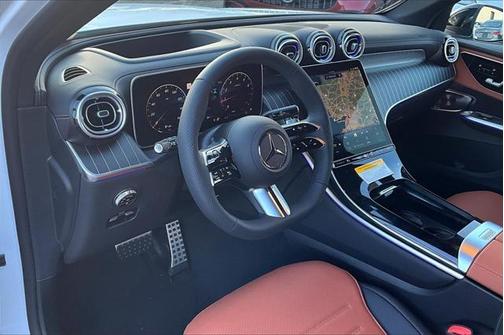 2025 Mercedes-Benz GLC 300 4MATIC