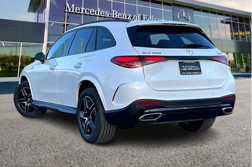 2025 Mercedes-Benz GLC 300 4MATIC