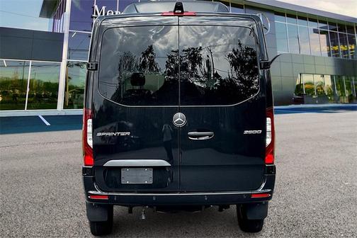 2025 Mercedes-Benz Sprinter 2500 Standard Roof