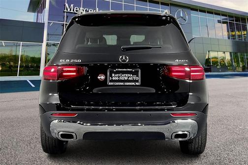 2026 Mercedes-Benz GLB 250 4MATIC