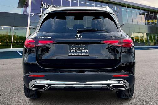2026 Mercedes-Benz GLC 300 4MATIC