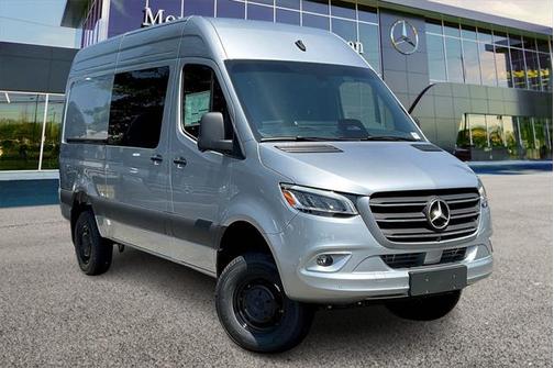 2025 Mercedes-Benz Sprinter 2500 Cargo 144 WB
