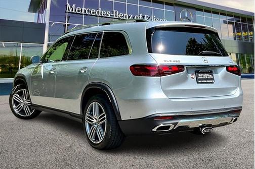 2025 Mercedes-Benz GLS 450 4MATIC