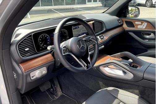 2025 Mercedes-Benz GLE 450e 4MATIC