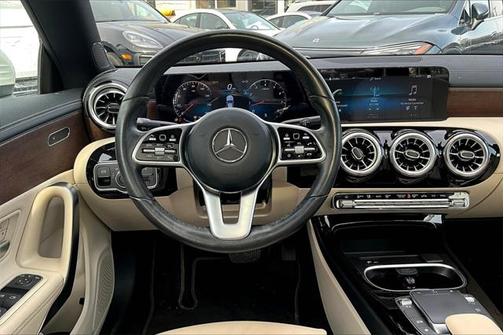 2022 Mercedes-Benz CLA 250 4MATIC