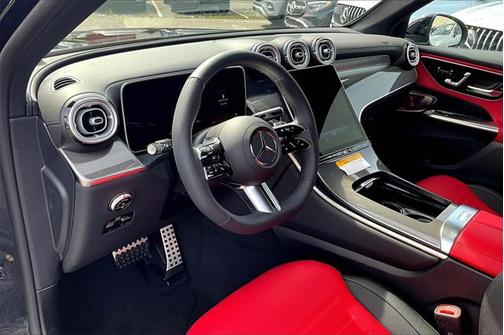 2025 Mercedes-Benz GLC 350e Base