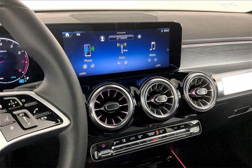 2026 Mercedes-Benz GLB 250 4MATIC