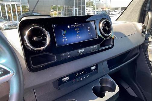 2025 Mercedes-Benz Sprinter 2500 Standard Roof