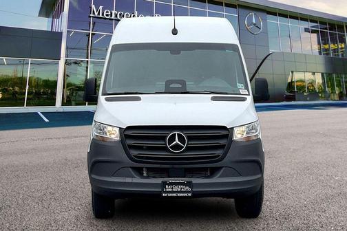 2026 Mercedes-Benz Sprinter 2500 Crew 144 WB