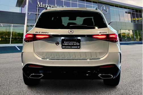 2025 Mercedes-Benz GLC 350e Base