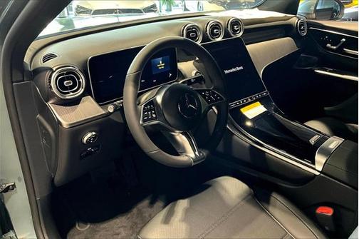 2025 Mercedes-Benz GLC 350e Base