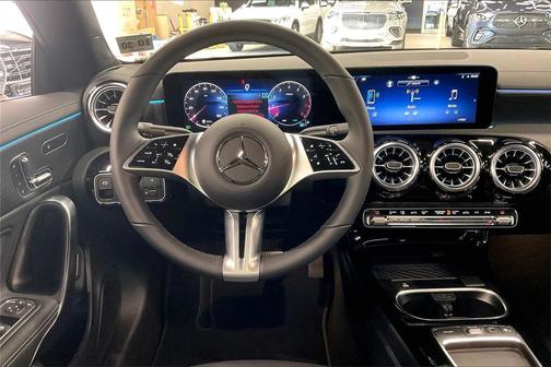 2026 Mercedes-Benz CLA 250 4MATIC