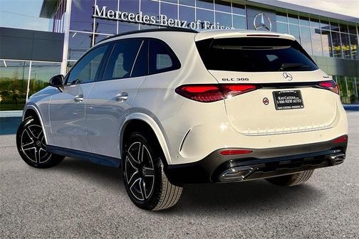 2025 Mercedes-Benz GLC 300 4MATIC