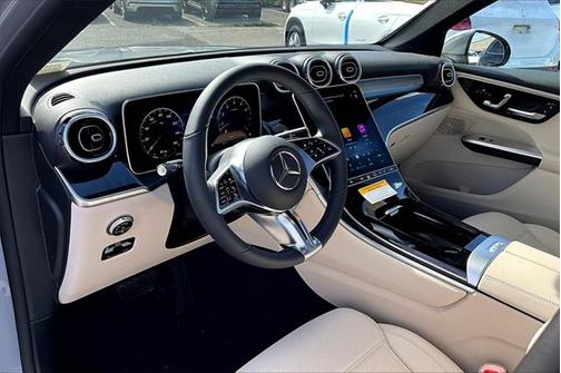 2025 Mercedes-Benz GLC 300 4MATIC