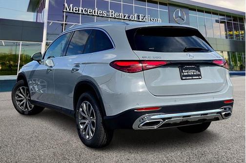 2025 Mercedes-Benz GLC 300 4MATIC