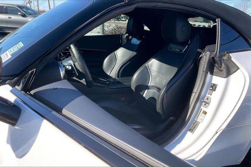 2022 Mercedes-Benz AMG SL 63 Base