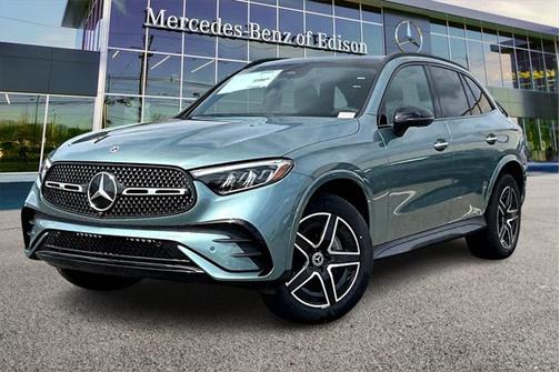 2025 Mercedes-Benz GLC 300 4MATIC