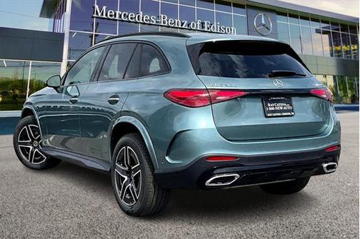 2025 Mercedes-Benz GLC 300 4MATIC