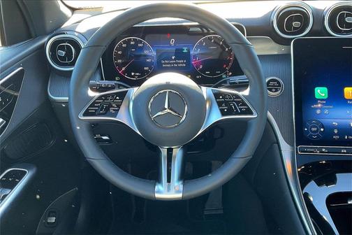 2025 Mercedes-Benz GLC 300 4MATIC