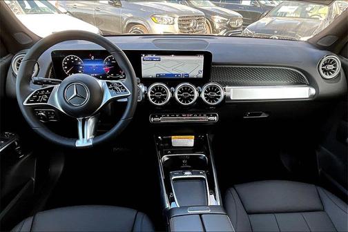 2025 Mercedes-Benz GLB 250 4MATIC