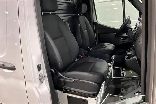 2026 Mercedes-Benz Sprinter 2500 Crew 170 WB