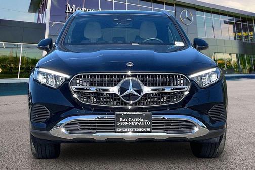 Black 2025 Mercedes-Benz GLC 350e Base