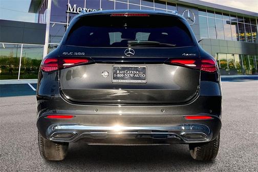 2026 Mercedes-Benz GLC 300 4MATIC