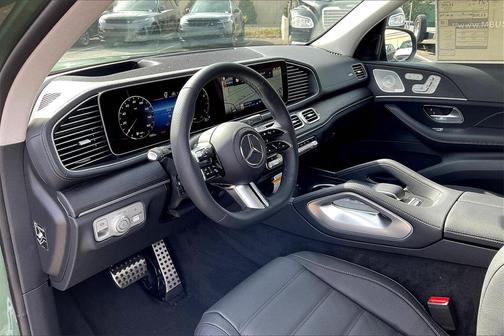 2026 Mercedes-Benz GLS 450 4MATIC