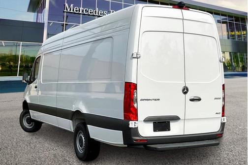 2025 Mercedes-Benz Sprinter 2500 High Roof