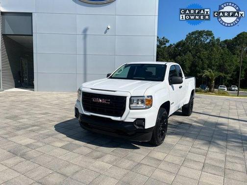 2022 GMC Canyon Elevation Standard