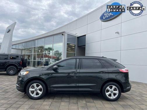 2022 Ford Edge SE