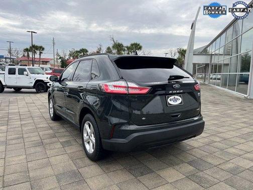 2022 Ford Edge SE