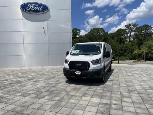 2024 Ford Transit-250