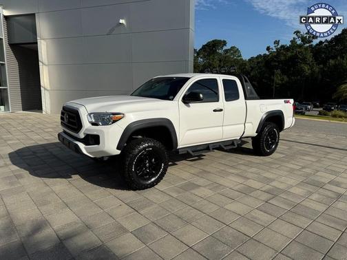 2022 Toyota Tacoma SR