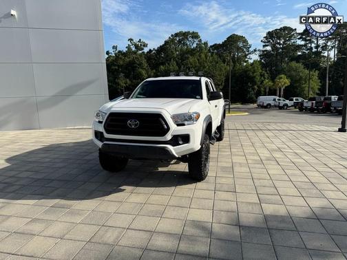2022 Toyota Tacoma SR